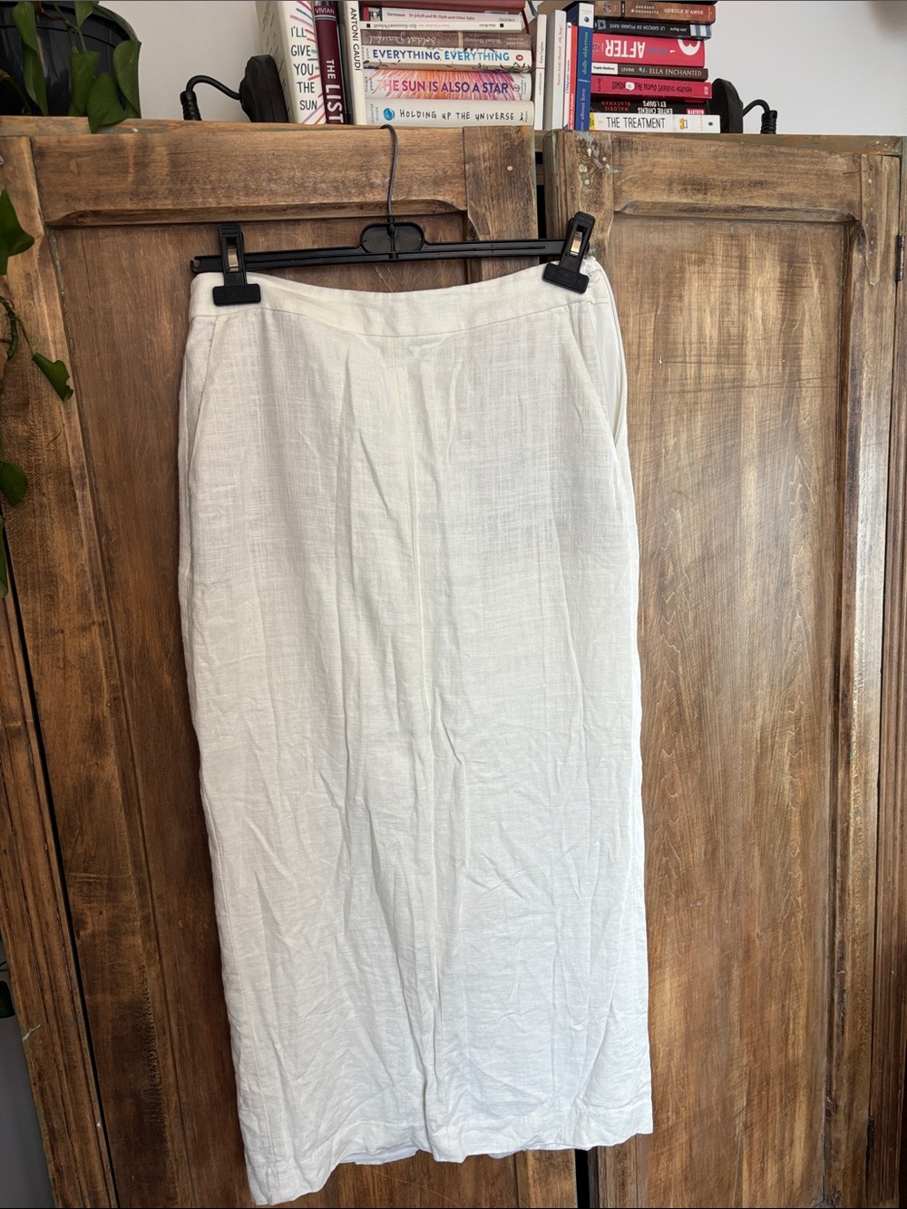 RW&CO. White Linen-Blend Midi Skirtl - Picture 1 of 2
